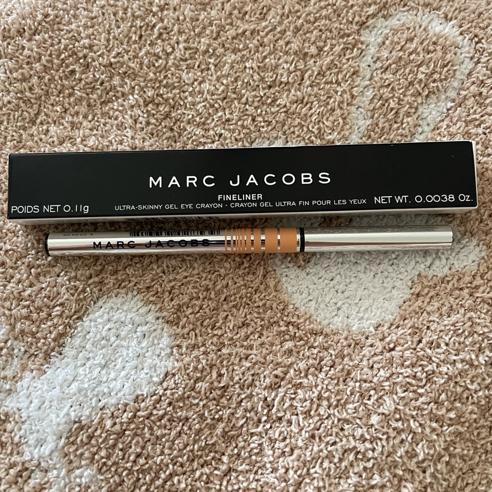 Marc Jacobs 12 (Nude)ist Fineliner - Picture 5 of 5